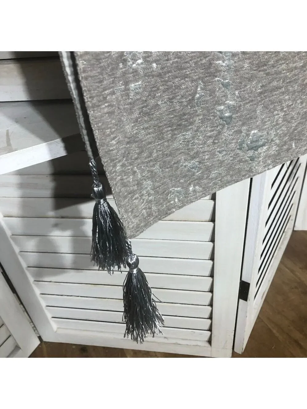 Glitz thick velvet Table Runner shiny Silver Gray Tassel Accents high quality